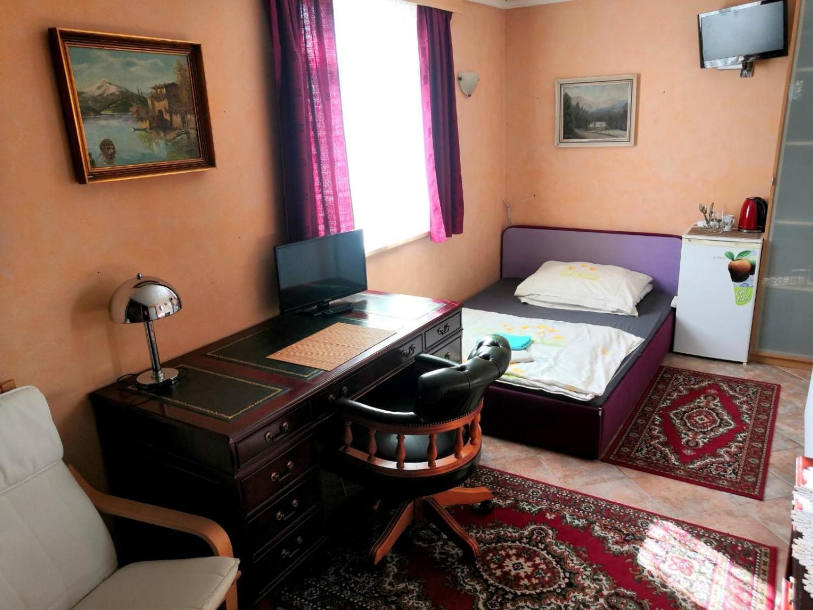 Villa Anastazis - Penzion Eden Karlovy Vary Extérieur photo